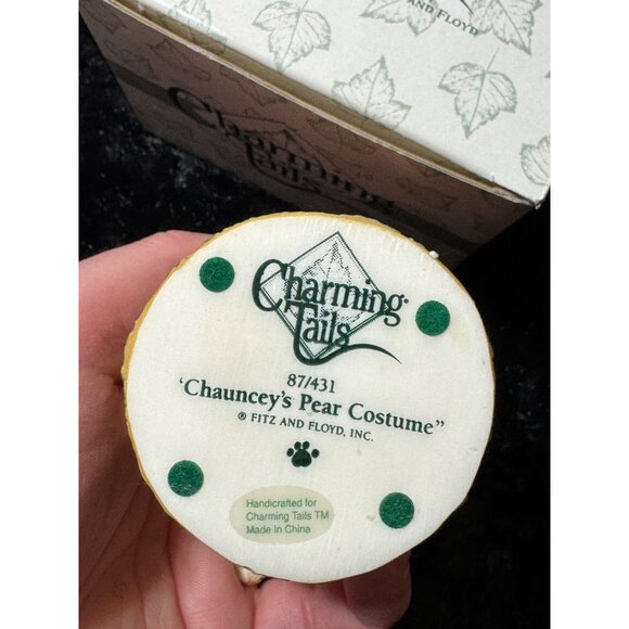 Fritz & Floyd Charming Tails "Chaunceys Pear Costume" Figurine In Box - Picture 6 of 7